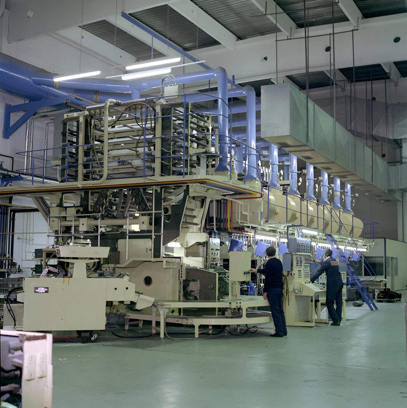 History 1985 upscaled