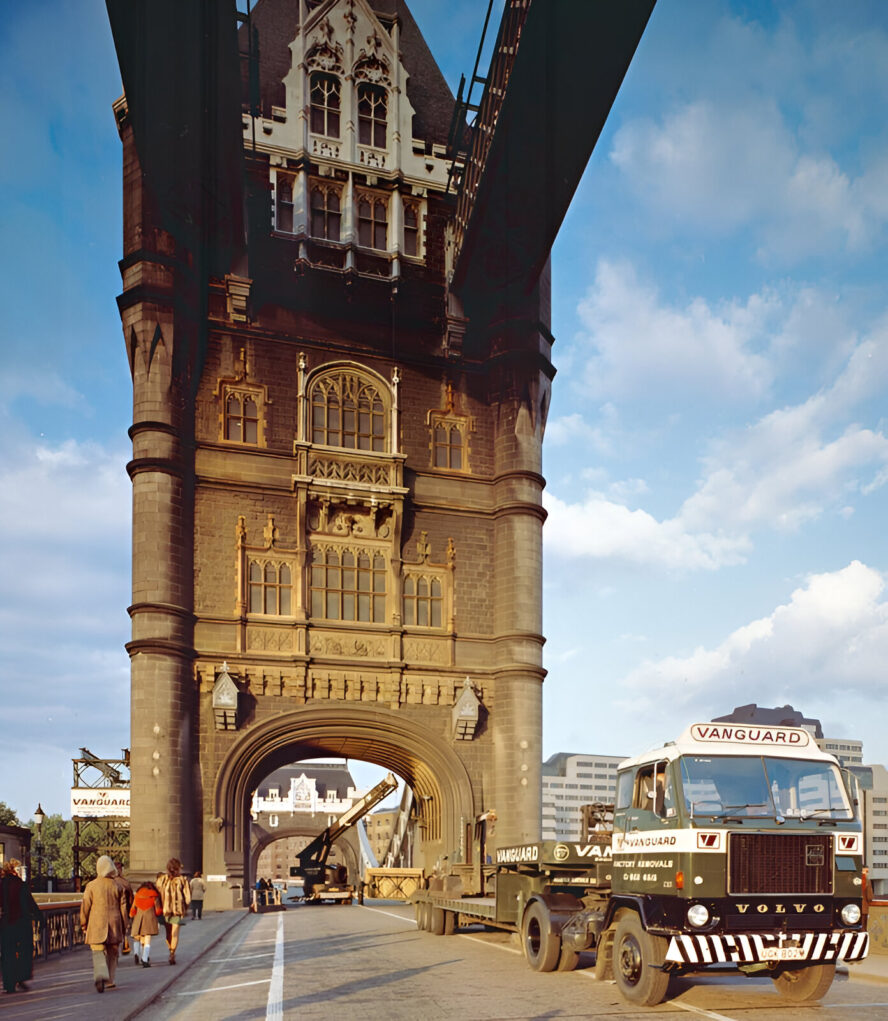 History 1973 upscaled